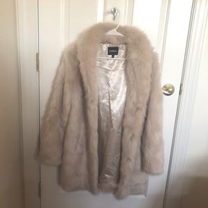 Ivory/Cream Faux Fur Coat XS (Express)